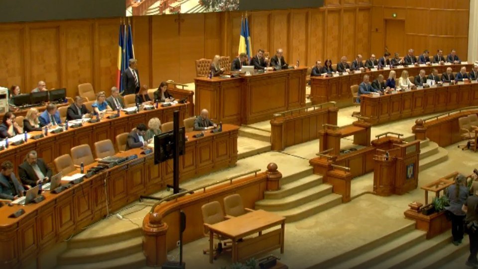 Negocieri dificile pentru formarea unei majorităţi stabile