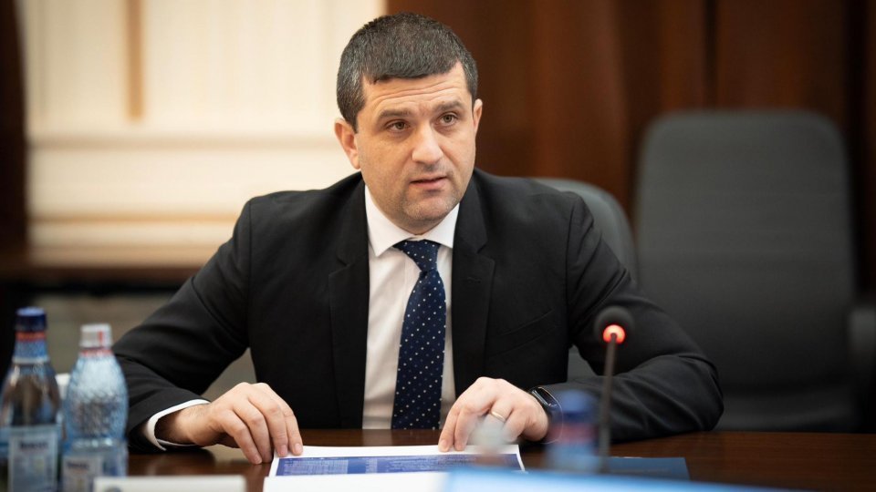 Radu Miruță: Legea împotriva dezinformării trebuie adoptată