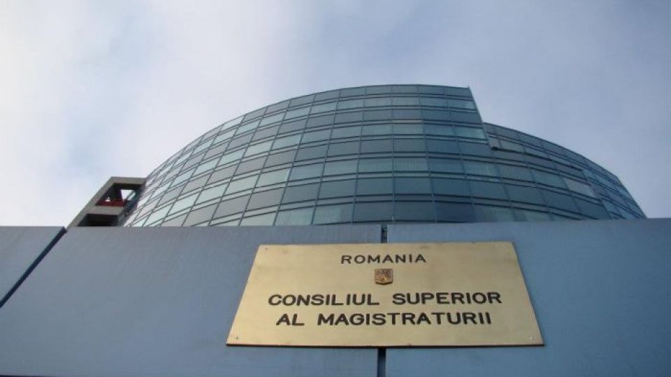 CSM va emite avizul privind pensiile magistraţilor după ce toate instanţele şi parchetele din ţară se vor exprima
