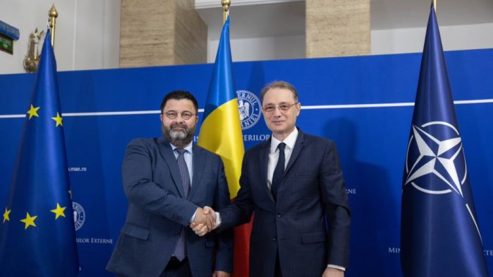 Noii miniştri ai Guvernului Niculescu şi-au preluat oficial mandatele