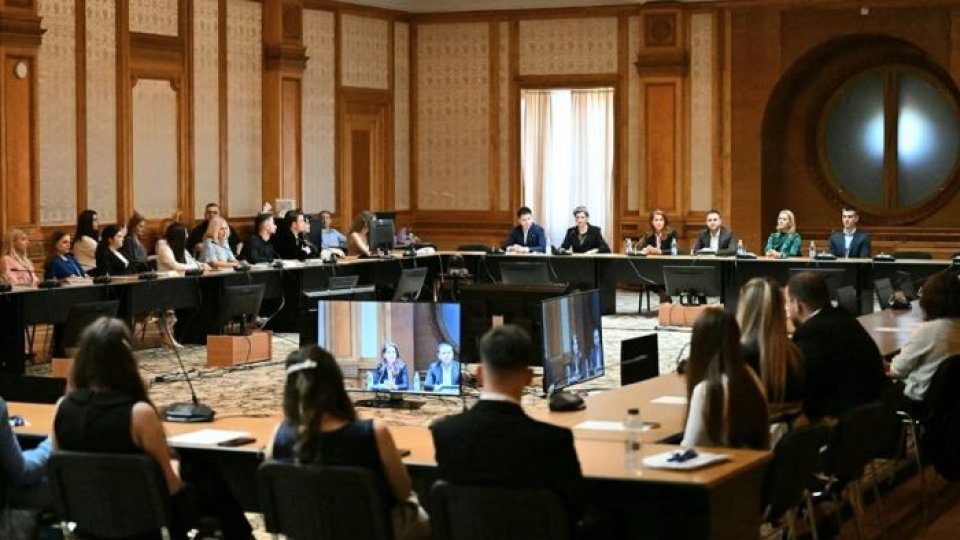 Parlamentul audiază miniștrii propuși în Guvernul Luca Niculescu